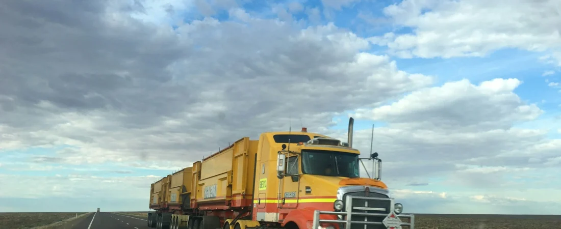 Understanding Transloading: Streamlining Your Supply Chain for Efficiency